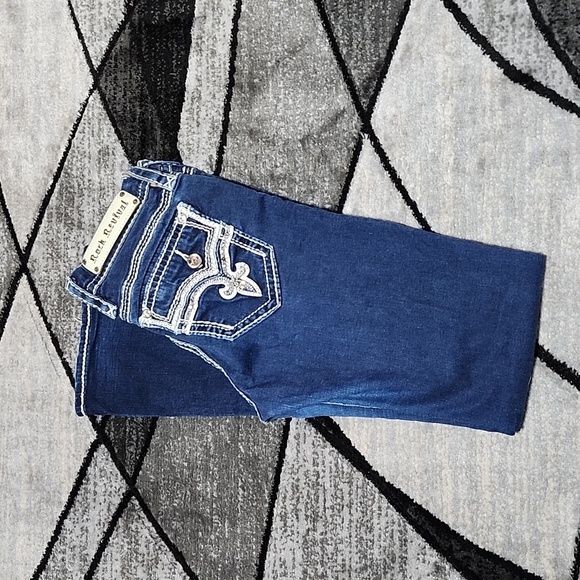 ROCK REVIVAL JANELLE EMBROIDERED RHINESTONES STUDDED BOOT-LEG DENIM JEAN - Picture 1 of 15